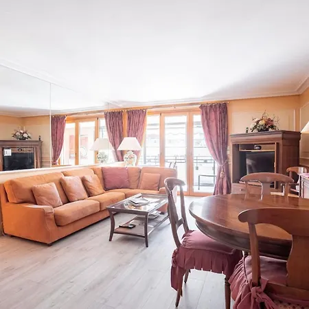 Apartment Situation Exceptionnelle Rue D Antibes Centre Cannes! By Halldis *