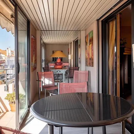 Situation Exceptionnelle Rue D Antibes Centre Cannes! By Halldis Apartment Cannes
